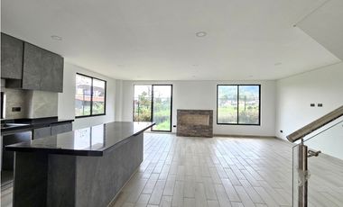 SE VENDE CASA EN COTA VEREDA LA MOYA - CAMELLON STA ROSALIA