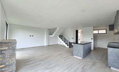 SE VENDE CASA EN COTA VEREDA LA MOYA - CAMELLON STA ROSALIA