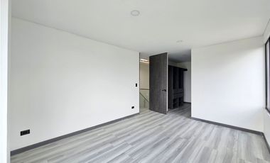 SE VENDE CASA EN COTA VEREDA LA MOYA - CAMELLON STA ROSALIA