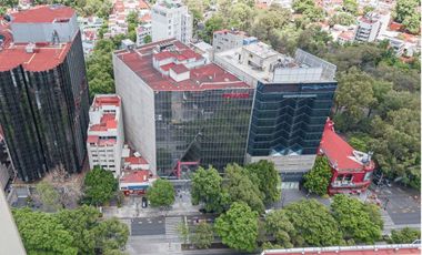 Excelente Edificio en Insurgentes