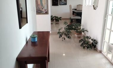 Casa en renta, Club de Golf San Carlos, Metepec, Edo. de México.