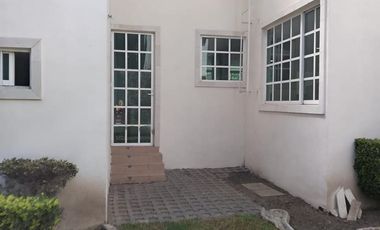 Casa en renta, Club de Golf San Carlos, Metepec, Edo. de México.