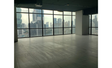 SEA CONFIABLE ALQUILA OFICINAS EN FINANCIAL CENTER