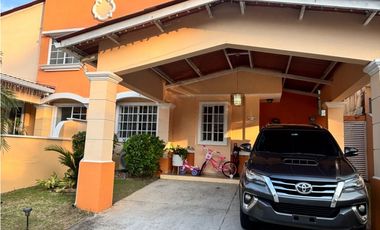 VILLA LUCRE / PASEO REAL / 180M / 2 NIVELES / AMPLIA TERRAZA