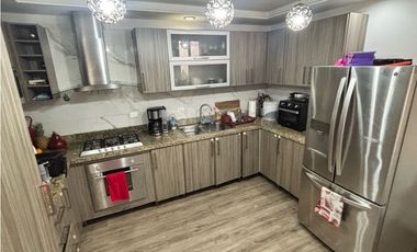 VILLA LUCRE / PASEO REAL / 3 HABITACIONES / cuarto emple / 2 NIVELES