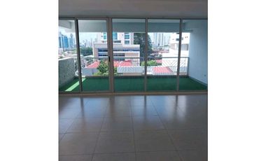 Se vende Apto en.Ph Keops