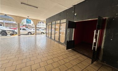 LOCAL / FRENTE METRO IGLESIA DEL CARMEN / 430 M2 / PLANTA BAJA