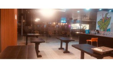 LOCAL EN AVENIDA BALBOA IDEAL PARA RESTAURANTE 148M2