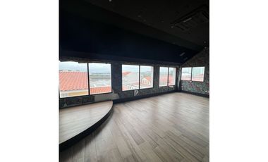 Edificio Casco Viejo 550 Mts