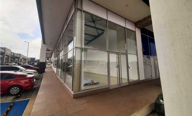 ALQUILO LOCAL EN CHORRERA COSTA VERDE UNIPLAZA 118MTS