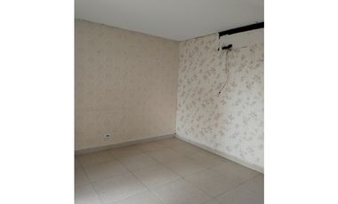 SE VENDE O ALQUILA CASA EN VERSALLES