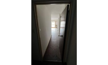 VENTA DEPARTAMENTO SEMIPISO 3 DORMITORIOS EN CENTRO CORDOBA