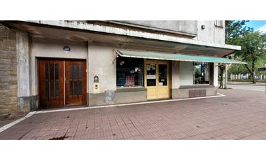 Se vende local en inmejorable ubicación céntrica en Otamendi.