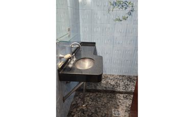 Alquiler Casa 3 dormitorios Barrio Los Paraisos