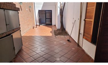 Alquiler Casa 3 dormitorios Barrio Los Paraisos
