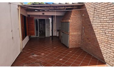 Alquiler Casa 3 dormitorios Barrio Los Paraisos