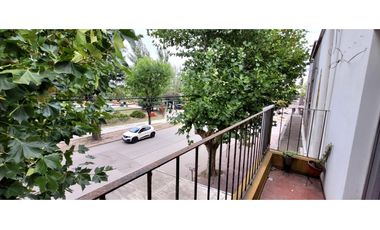 Muy linda casa en 2 plantas en venta en estupenda ubicación