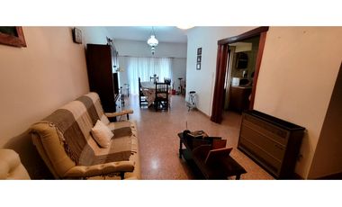 Muy linda casa en 2 plantas en venta en estupenda ubicación