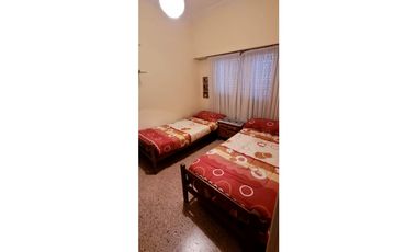 Muy linda casa en 2 plantas en venta en estupenda ubicación