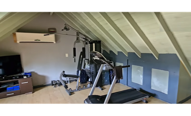 BARRIO LOS ANGELES  MASCHWITZ OPORTUNIDAD - HERMOSA CASA EN VENTA -