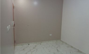 El Rubí de Saenz Peña, casa 2 ó 3 dormitorios impecable y equipada!