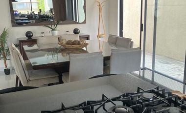 PRIVADA CON PORTON  ELECTRICO