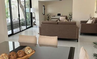 PRIVADA CON PORTON  ELECTRICO