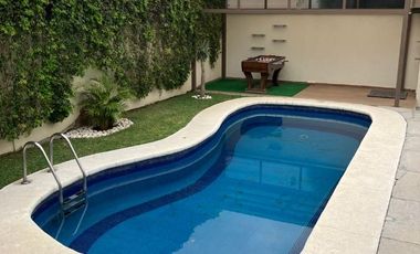 PRIVADA CON PORTON  ELECTRICO