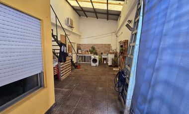 Casa para 2 Familias en venta en Wilde