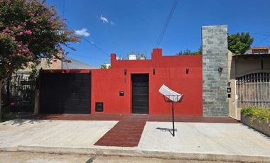Casa para 2 Familias en venta en Wilde
