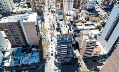 Dpto 1 dorm en Torre Luminia, Brown y Roca, Nqn