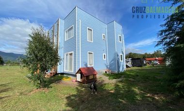 Casa en Arriendo en Parcela a orilla de carretera con 2 casas en Sector Polincay