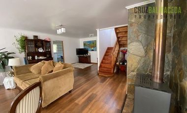 Casa en Arriendo en Parcela a orilla de carretera con 2 casas en Sector Polincay