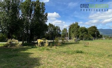 Casa en Arriendo en Parcela a orilla de carretera con 2 casas en Sector Polincay