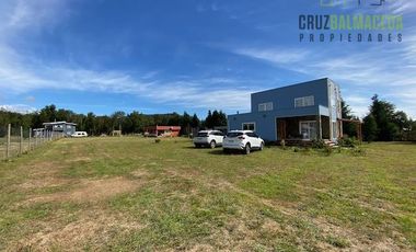 Casa en Arriendo en Parcela a orilla de carretera con 2 casas en Sector Polincay