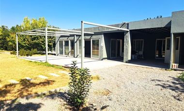 Parcela en Venta en Calle Liray, Colina.