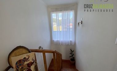 Parcela en Arriendo en Parcela a orilla de carretera con 2 casas en Sector Polincay