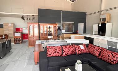 Local Comercial en Venta en La Cantera 2000