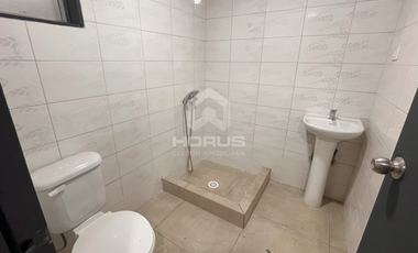 Local Comercial en Venta en La Cantera 2000