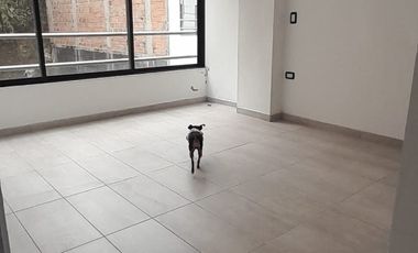 EDIFICO DE TRES PISOS, UNIFAMILIAR EN AMAGA
