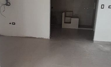 EDIFICO DE TRES PISOS, UNIFAMILIAR EN AMAGA