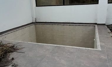 EDIFICO DE TRES PISOS, UNIFAMILIAR EN AMAGA