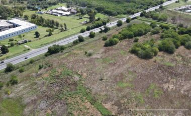 LOTE / TERRENO / PREDIO INDUSTRIAL / COMERCIAL EN VENTA DE 2,5 HAS EN  FLORENCIO VARELA