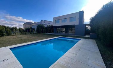 Casa en  Venta y Alquiler Los Lagos Nordelta