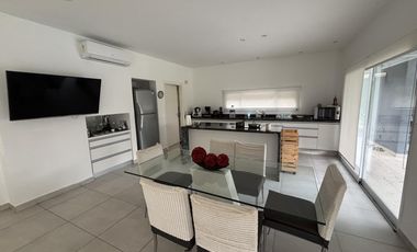 Casa en  Venta y Alquiler Los Lagos Nordelta