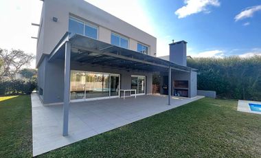 Casa en  Venta y Alquiler Los Lagos Nordelta