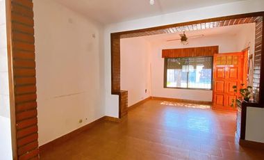 Casa - Victoria- Multifamiliar- ideal dos familias- venta