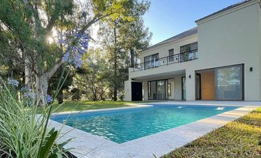 Casa 4 dormitorios - Saint Thomas Oeste - Venta con Renta 2026