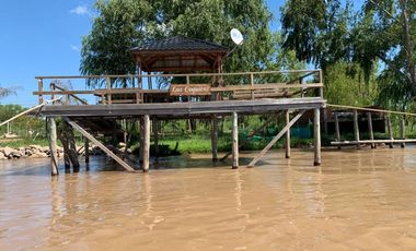 Casa venta Delta Tigre