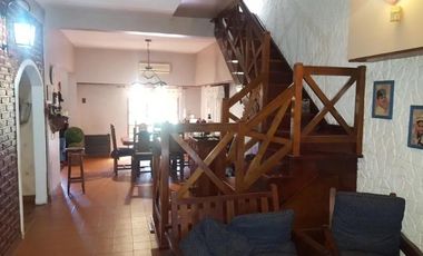 Excelente Chalet en Venta!!! Chacabuco 362, Mte Grande.